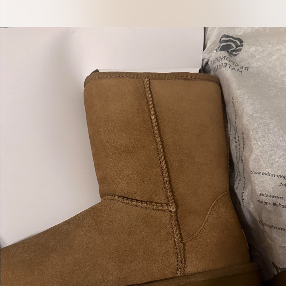 UGG Women Classic Short Boots